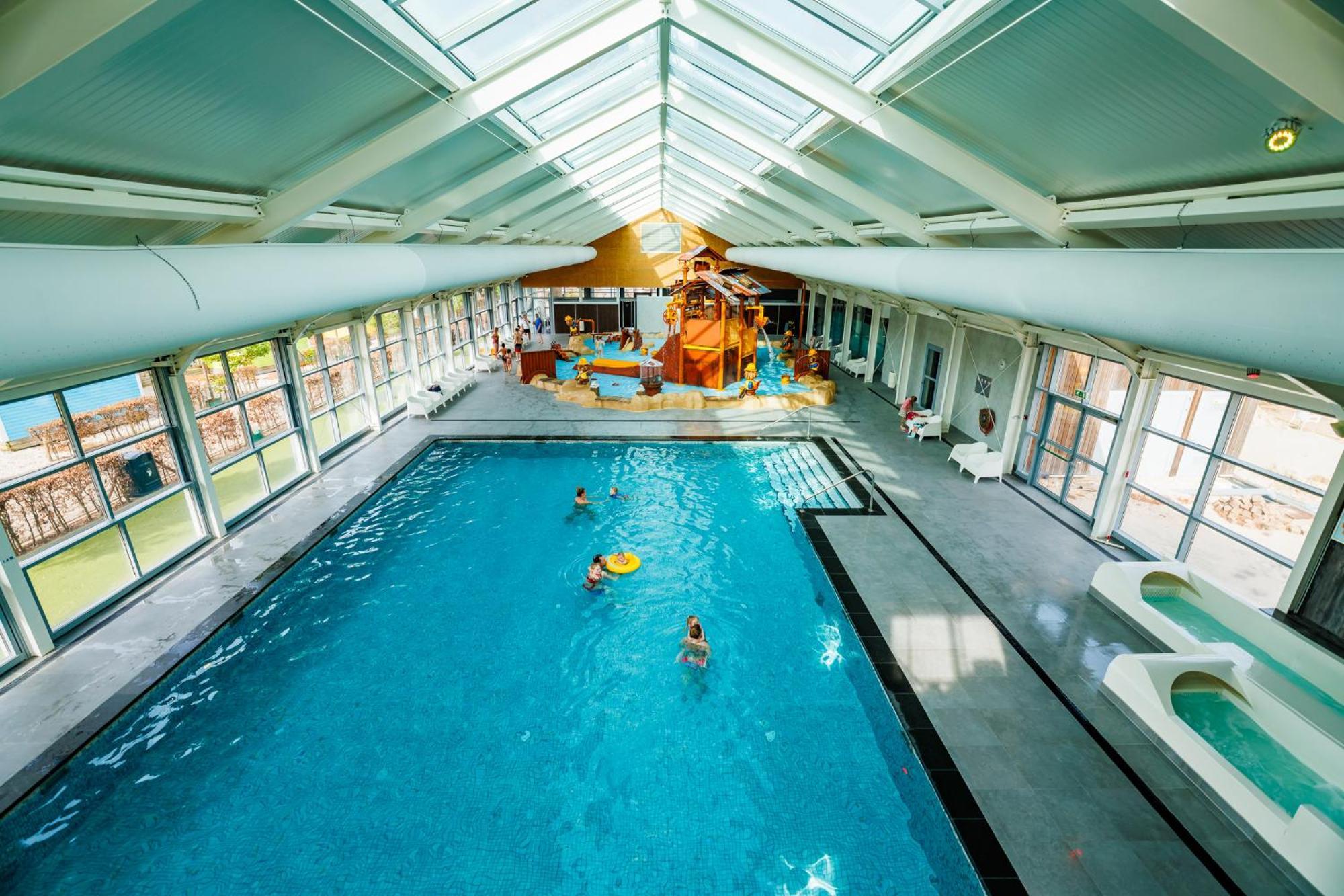 Vakantiepark Eiland Van Maurik 외부 사진