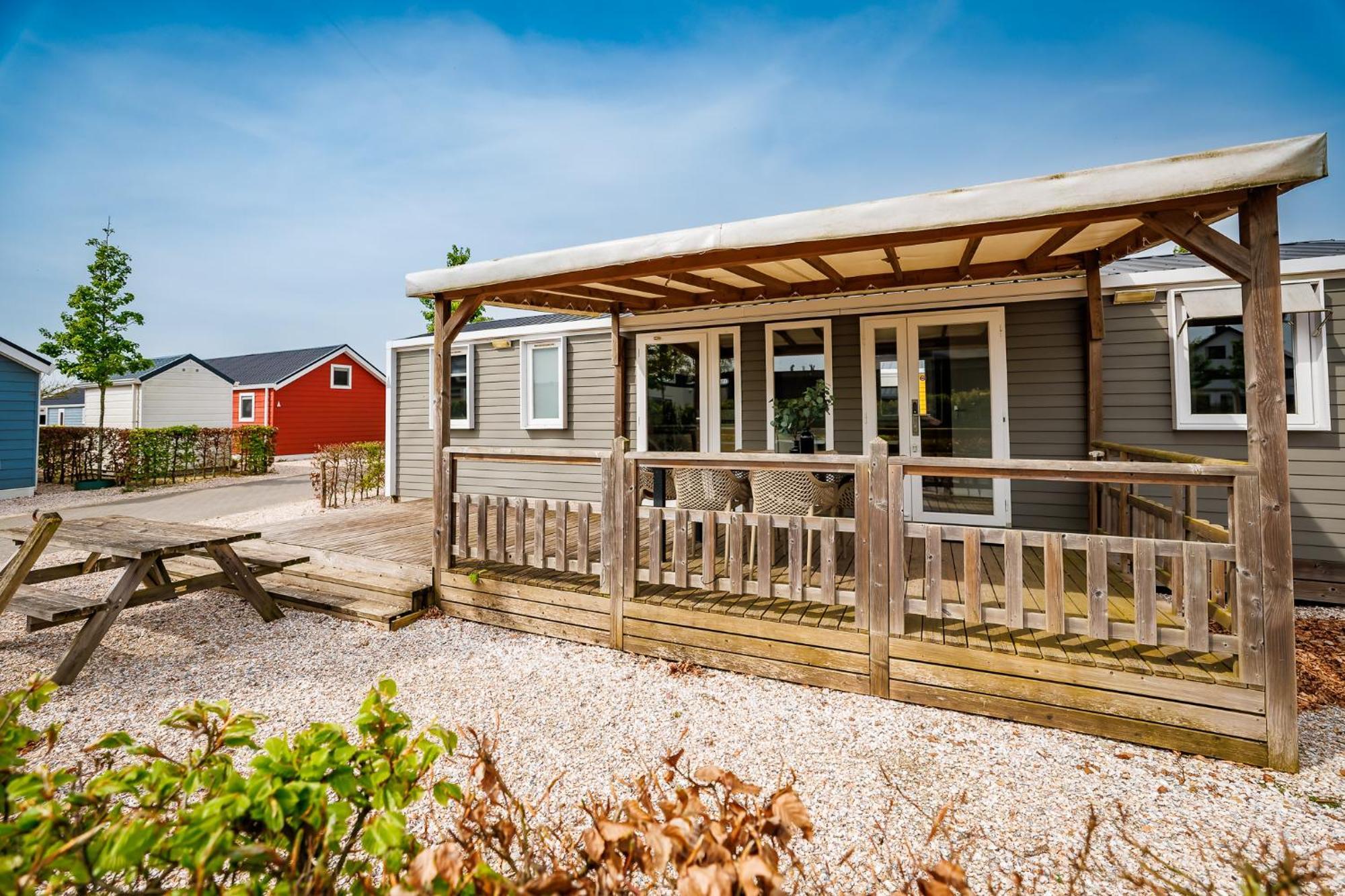 Vakantiepark Eiland Van Maurik 객실 사진